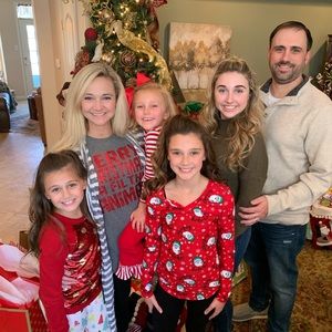 Meet your Posher, Alicia